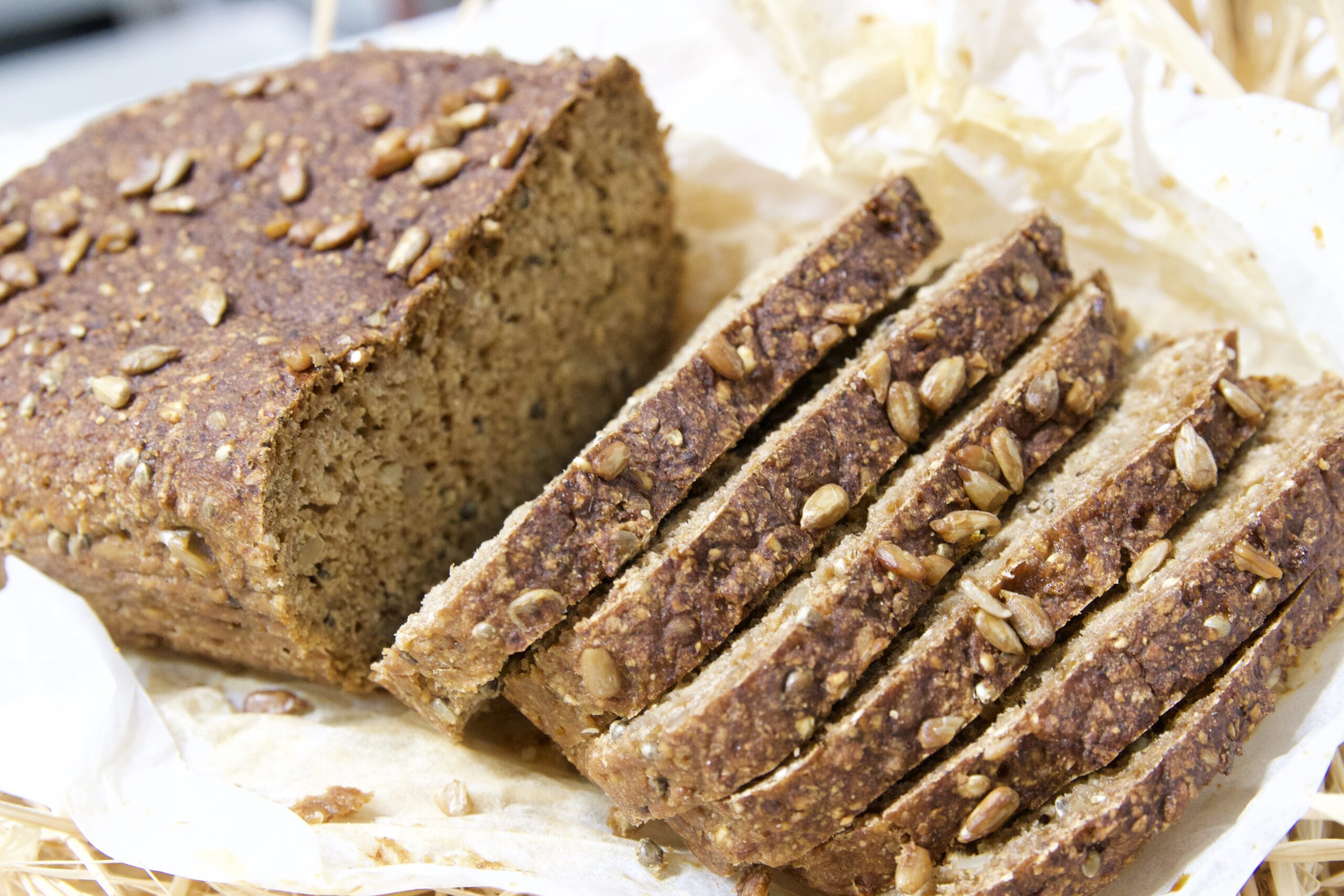 Gluteeniton saaristolaisleipä