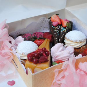 Ystävänpäivän gluteeniton herkkuboksi